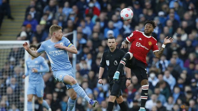 De Bruyne and Mahrez fire Man City to 41 win over United