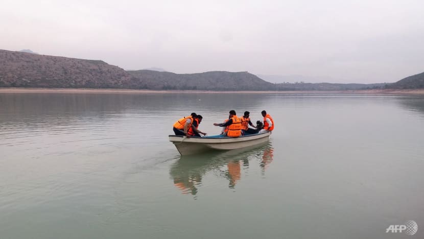 More than 50 killed in twin Pakistan transport tragedies 3