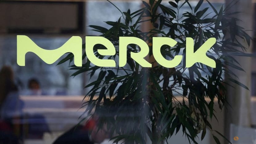French drug agency says under investigation over thyroid drug French drug agency says under investigation over thyroid drug