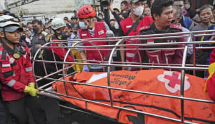 Angka korban kebakaran depoh simpanan bahan api Indonesia meningkat kepada 33