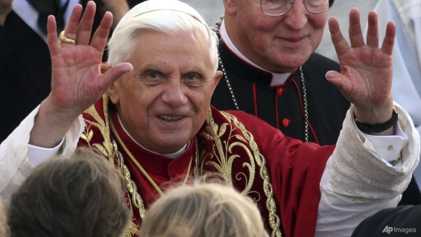 Singapore leaders send condolences over death of former Pope Benedict XVI