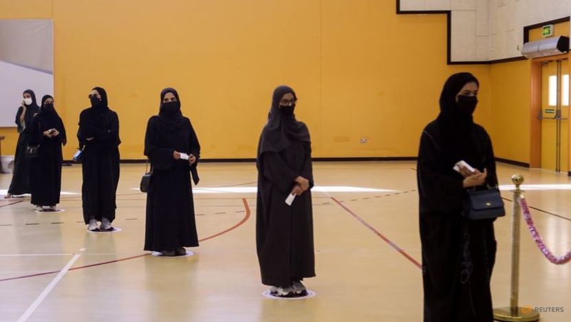 'I am not weak': Qatari women unsuccessful in first legislative elections 'I am not weak': Qatari women unsuccessful in first legislative elections