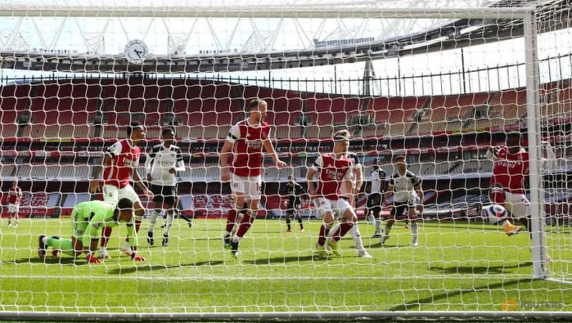 Football: Nketiah's stoppage-time strike denies Fulham first win at Arsenal Football: Nketiah's stoppage-time strike denies Fulham first win at Arsenal
