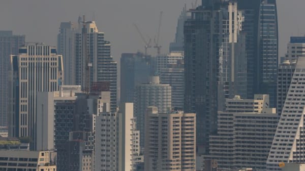 Bangkok residents advised to stay indoors as air quality hits unhealthy levels