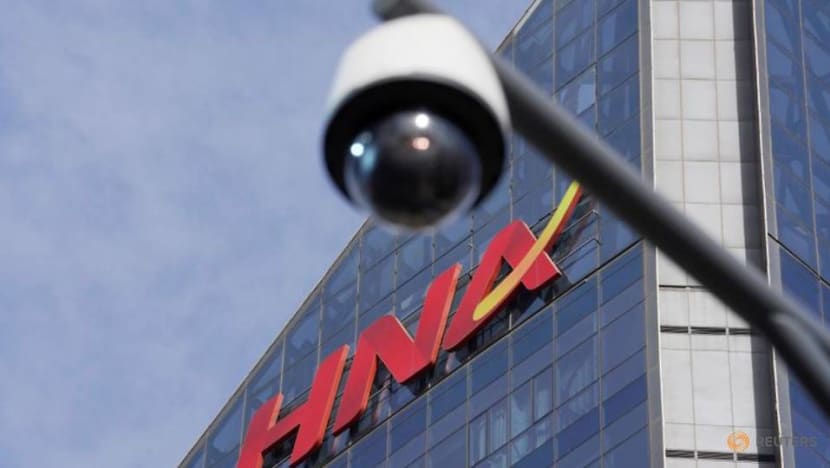 China's embattled HNA Group unit shares slump as creditors seek bankruptcy China's embattled HNA Group unit shares slump as creditors seek bankruptcy