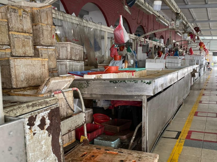 All stalls selling fish and seafood at Kovan market were closed on July 18, 2021. All stalls selling fish and seafood at Kovan market were closed on July 18, 2021.