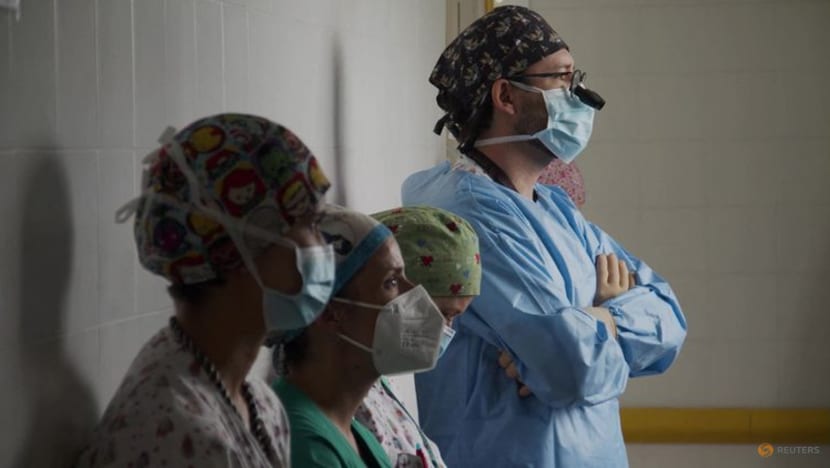 Spanish baby gets pioneering intestine transplant Spanish baby gets pioneering intestine transplant