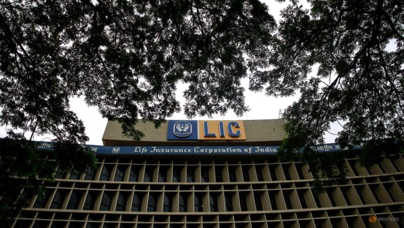 India may let foreign investors buy up to 20% in state-owned insurance company IPO: Source India may let foreign investors buy up to 20% in state-owned insurance company IPO: Source