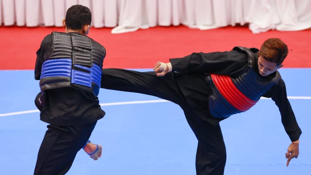 对手犯规被淘汰 哈辛为马来武术再夺一金