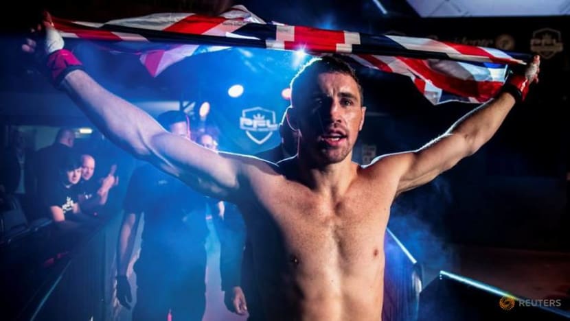 Fight fans use blockchain to back Britain's Loughnane Fight fans use blockchain to back Britain's Loughnane