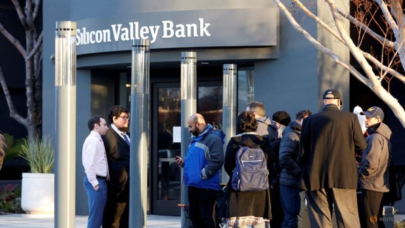 Analysis:Social media-driven bank runs burden regulators with a bigger problem Analysis:Social media-driven bank runs burden regulators with a bigger problem
