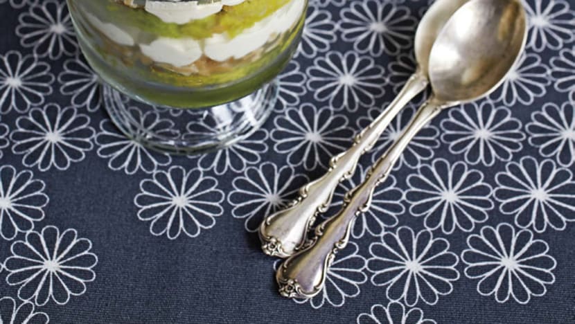 This Pandan and Gula Melaka Trifle Is The Perfect Mod Singaporean Dessert To Make This Pandan and Gula Melaka Trifle Is The Perfect Mod Singaporean Dessert To Make