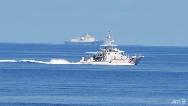 菲律宾：中方船艇在争议性海域“近距离活动”