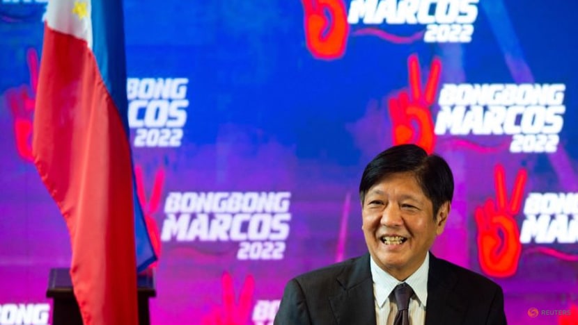 Philippines' Marcos signals continuity ahead with new economic team Philippines' Marcos signals continuity ahead with new economic team