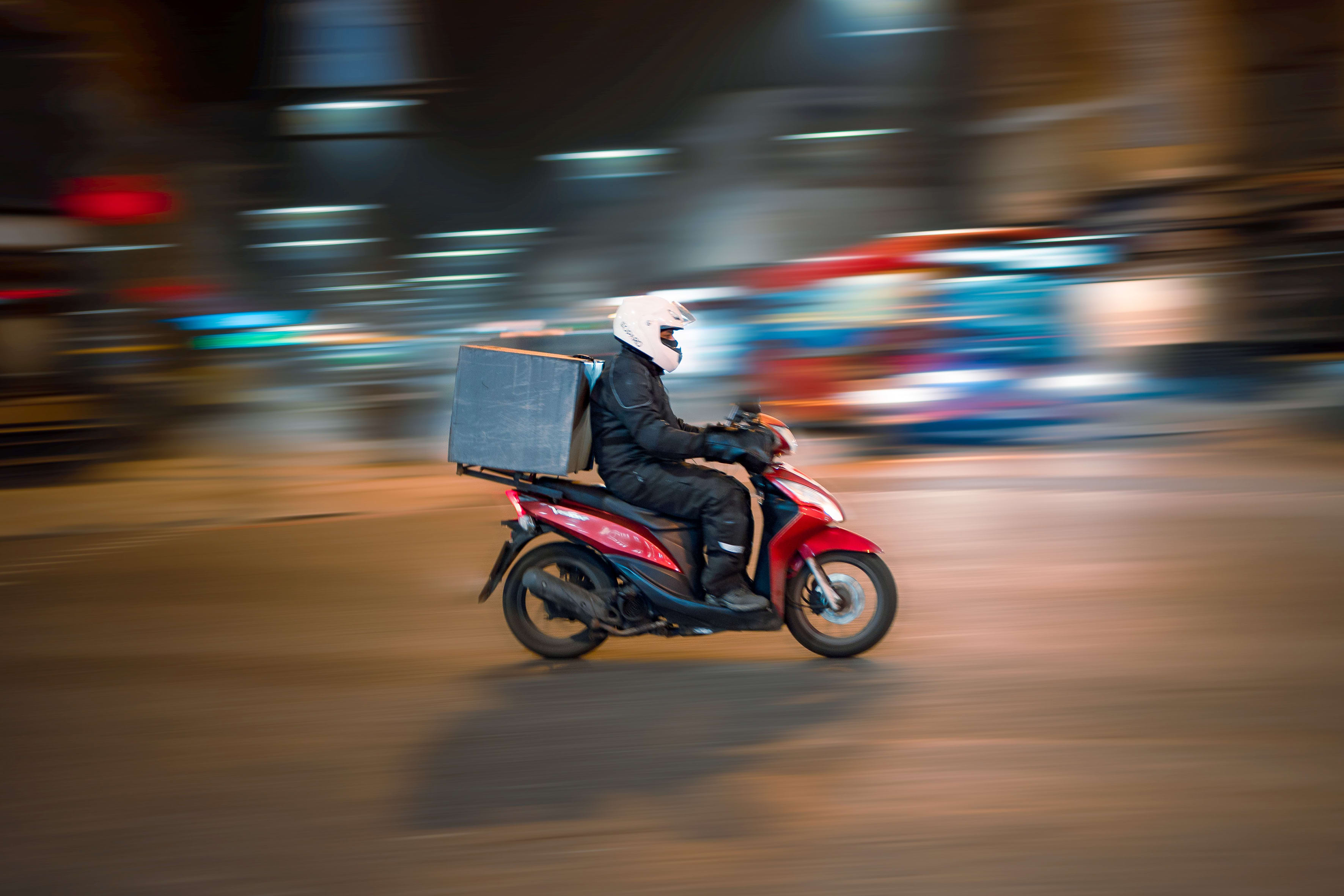 Delivery couriers targeted in iTunes gift cards scam: Police Delivery couriers targeted in iTunes gift cards scam: Police