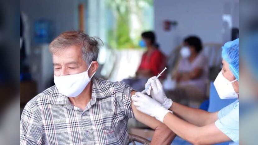 Vietnam speeds up Hanoi COVID-19 vaccine drive; more than 1 million jabs administered over weekend