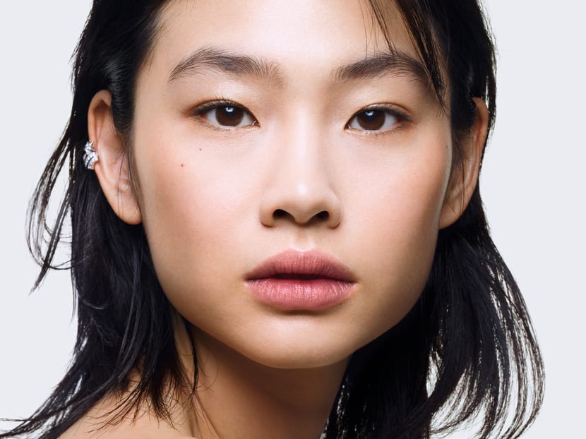 Squid Game actress Jung Ho-yeon fronts new Chanel beauty campaign - CNA ...