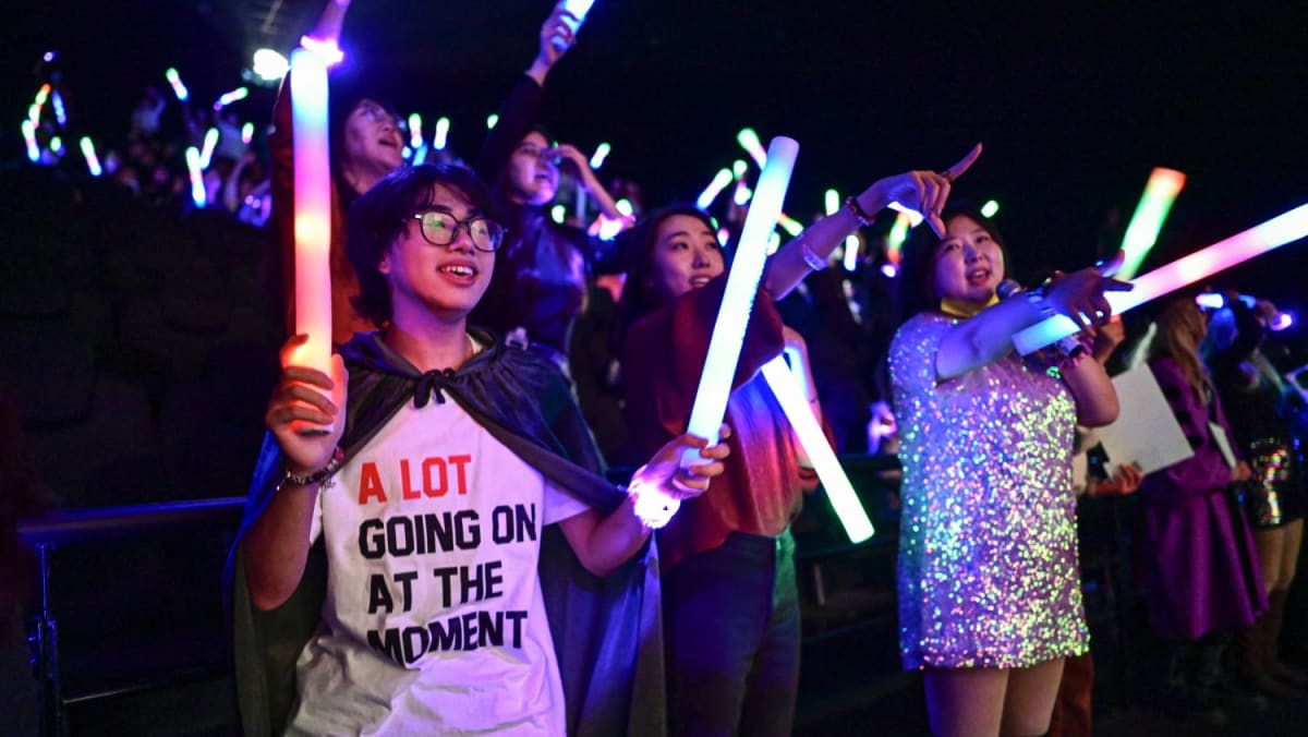 Chinese 'Swifties' shake it off at Beijing watch party - Vimarsana News