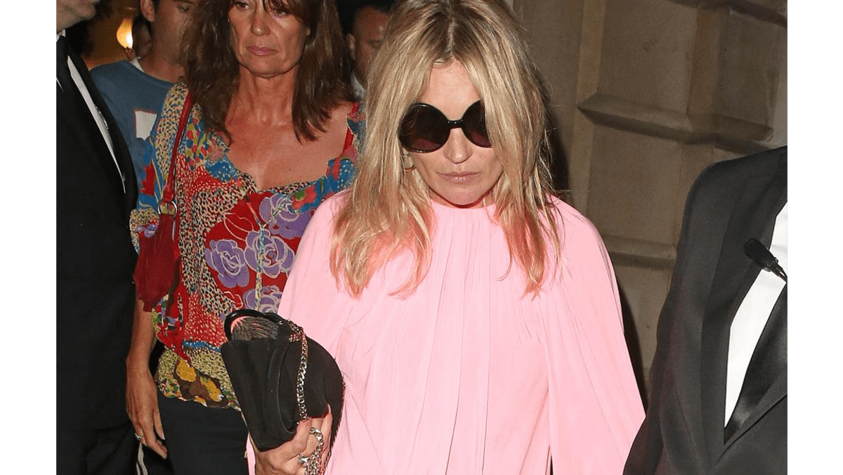 Kate Moss Is A Control Freak 8days