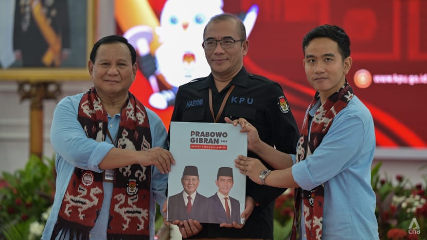 Prabowo dan putra Jokowi, Gibran, akhirnya mendaftarkan diri untuk pilpres 2024 Prabowo dan putra Jokowi, Gibran, akhirnya mendaftarkan diri untuk pilpres 2024