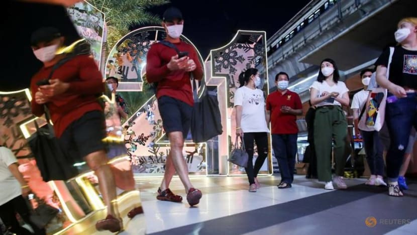 Thai May consumer confidence hits record low on virus outbreak Thai May consumer confidence hits record low on virus outbreak