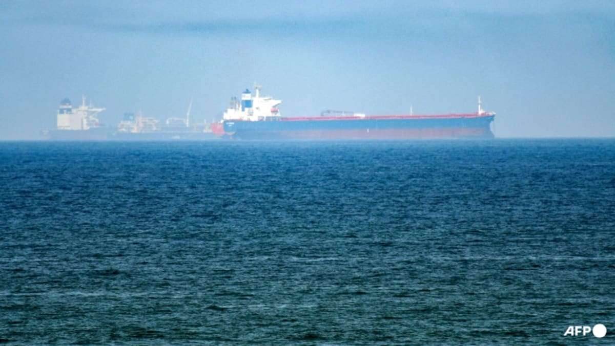 UK warns of deteriorating security in Red Sea, Royal Navy ship joins taskforce UK warns of deteriorating security in Red Sea, Royal Navy ship joins taskforce