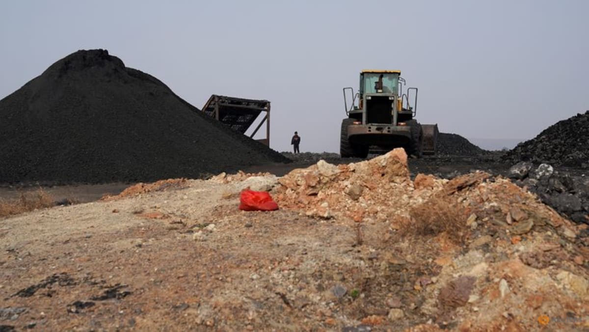 Produksi batubara harian China stabil pada 12 juta ton, kata perencana negara