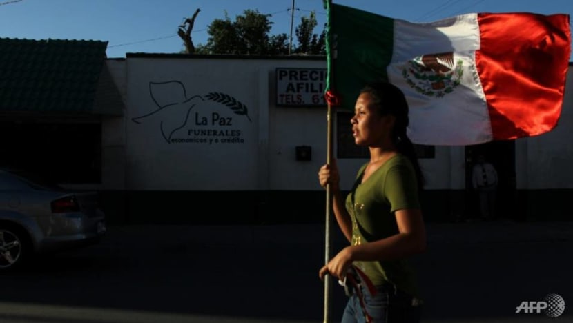 Commentary: Rising suicide rates in Mexico expose the grueling toll of living with extreme, chronic violence Commentary: Rising suicide rates in Mexico expose the grueling toll of living with extreme, chronic violence