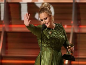 Singer Adele returns to Las Vegas for delayed concerts