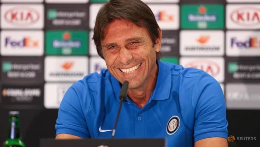 Football: Conte out to extend Lopetegui's trophy jinx Football: Conte out to extend Lopetegui's trophy jinx