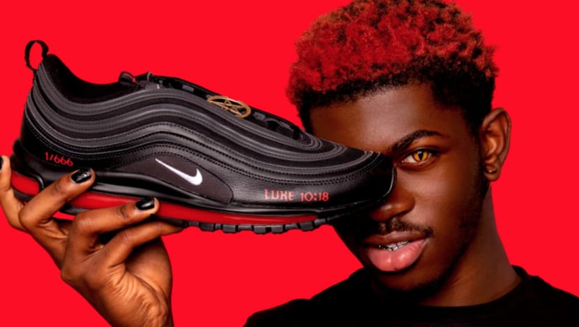 Nike saman pengeluar 'Kasut Syaitan' Lil Nas X