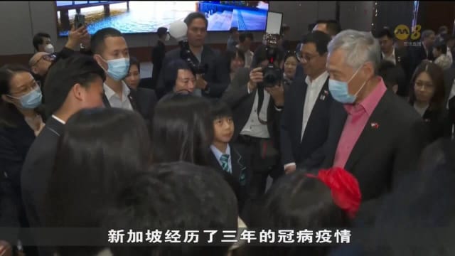 赴华展开访问 李总理同旅居广东的新加坡人会面