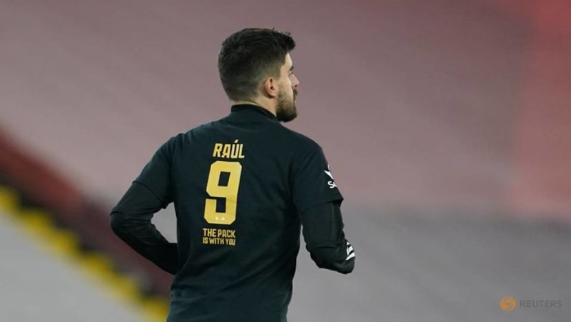 Football: Wolves' Nuno optimistic Jimenez will return this season Football: Wolves' Nuno optimistic Jimenez will return this season