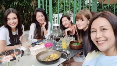 Jesseca Liu, Priscelia Chan, Apple Hong, Michelle Chia And Jayley Woo Had A CNY Reunion 5 Years After The Queen