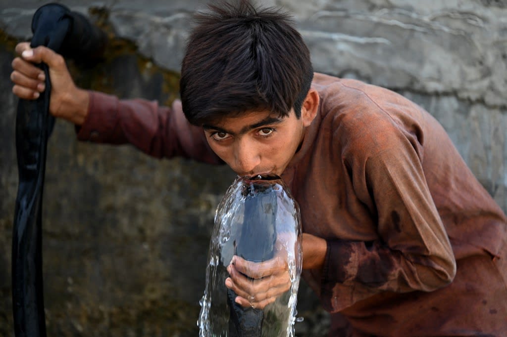 South Asia pummelled by heatwave that hits 50°C in Pakistan