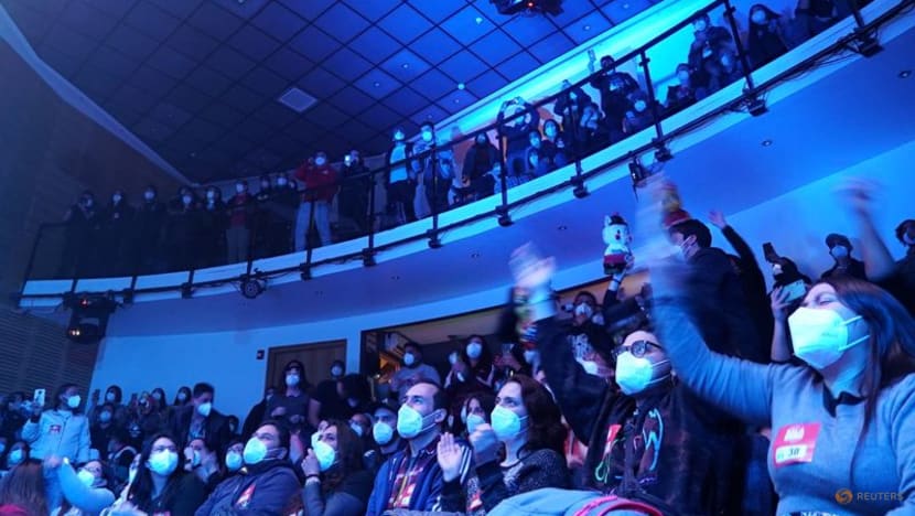 Vaccinated Chileans shout and dance for study to see if the show can go on for concerts Vaccinated Chileans shout and dance for study to see if the show can go on for concerts