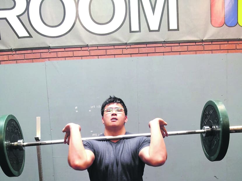 Scott Wong ditches discus for weights