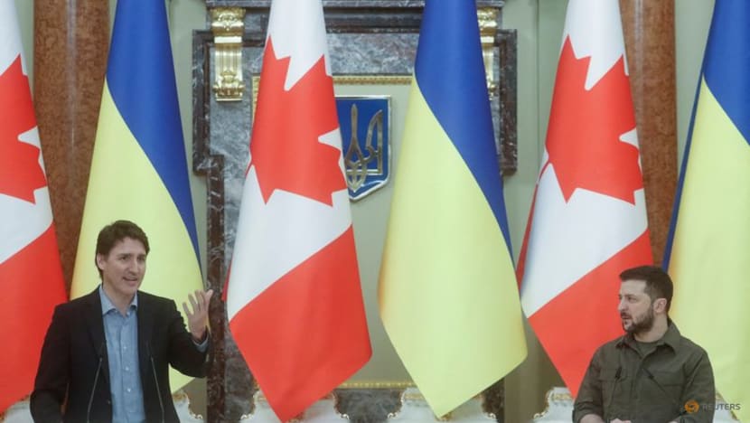 Canada's Trudeau announces new weapons for Ukraine in visit to Kyiv Canada's Trudeau announces new weapons for Ukraine in visit to Kyiv