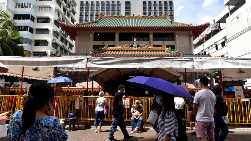 Waterloo street vendors must pay rent for designated spaces from next year Waterloo street vendors must pay rent for designated spaces from next year