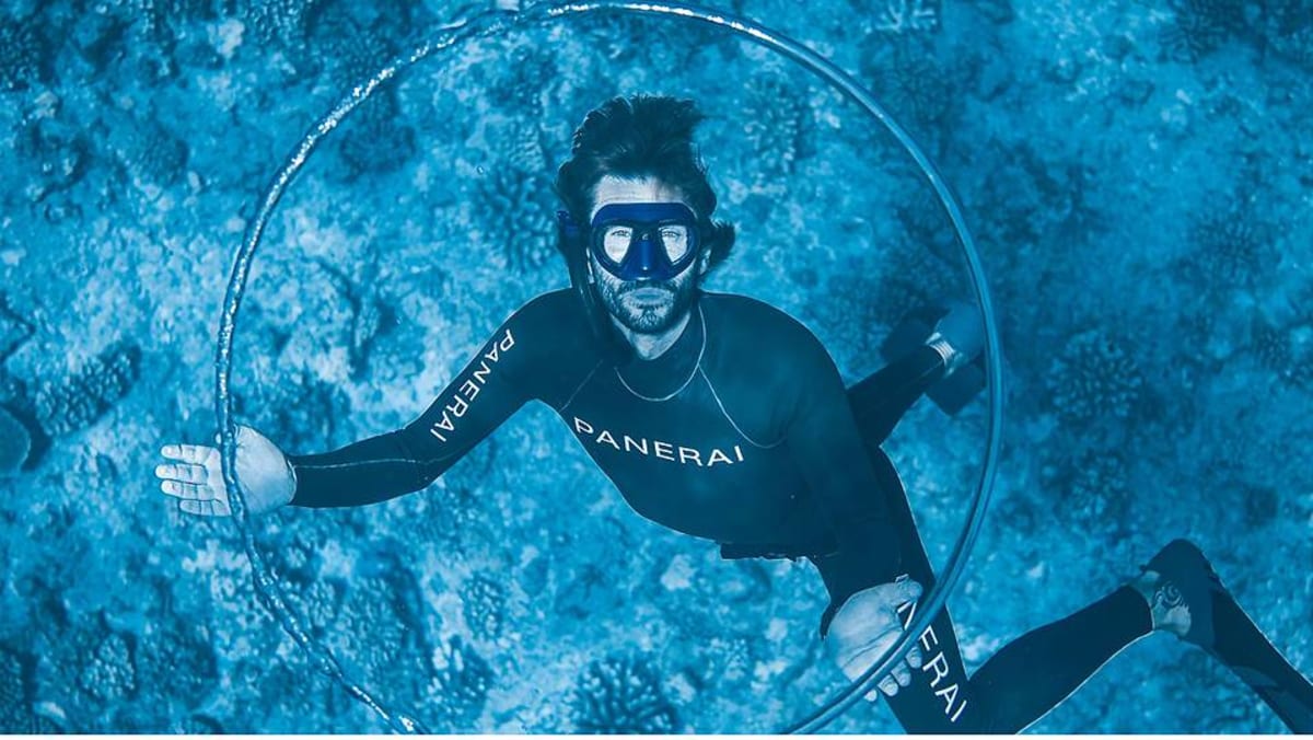 what-does-this-champion-freediver-who-survived-a-near-death-experience-have-to-do-with-beyonce