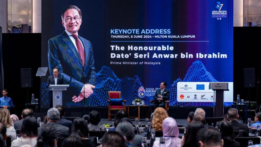 anwar%20malaysia%20asean%20myanmar%20crisis