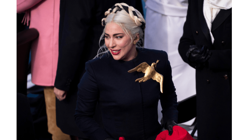 She Carries What With Her?! 7 Celebrities With Weird Superstitions She Carries What With Her?! 7 Celebrities With Weird Superstitions