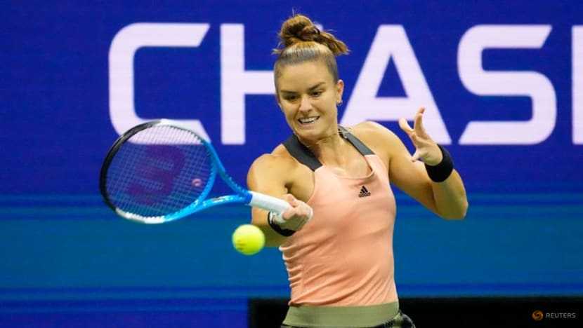 Tennis:
Raducanu, Fernandez set up battle of teens in US
Open final Tennis:
Raducanu, Fernandez set up battle of teens in US
Open final