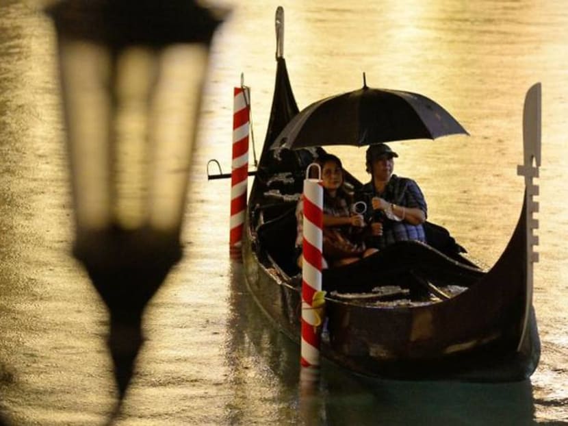 Movie by gondola: Philippine cinema offers Venice-themed pandemic escape Movie by gondola: Philippine cinema offers Venice-themed pandemic escape