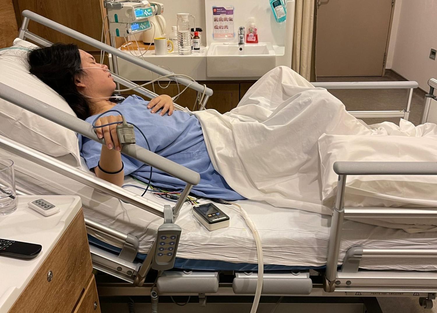 Ms Lee Pei Hsia in hospital receiving treatment to drain excess fluid from her lungs due to myocarditis. Ms Lee Pei Hsia in hospital receiving treatment to drain excess fluid from her lungs due to myocarditis.