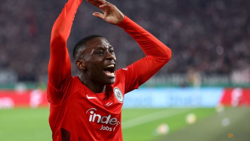 Roma sign defender Ndicka from Eintracht