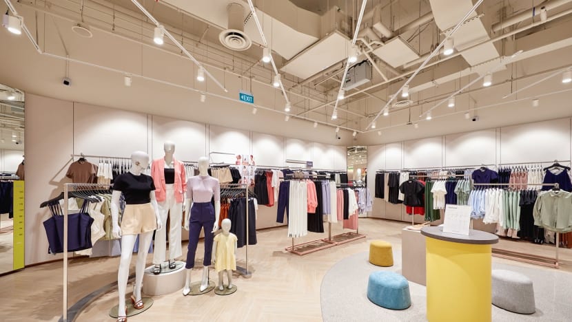 H&m vivocity opening hours clearance