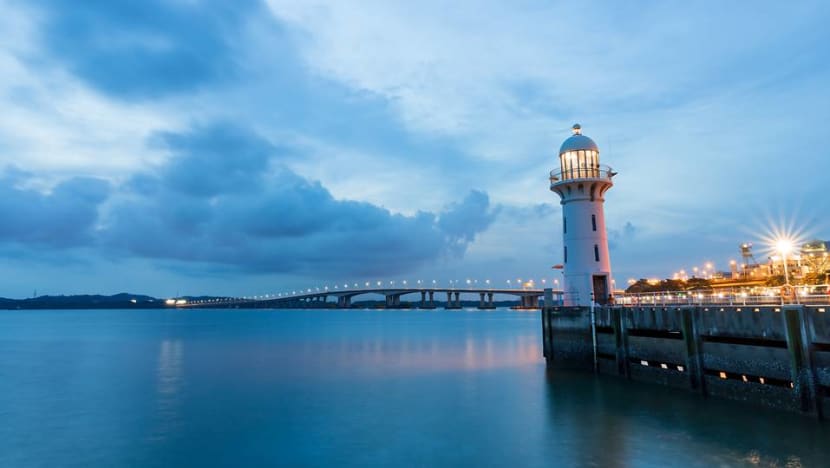 Identity of dead man found by fishermen in Tuas waters remains unknown after DNA analysis Identity of dead man found by fishermen in Tuas waters remains unknown after DNA analysis
