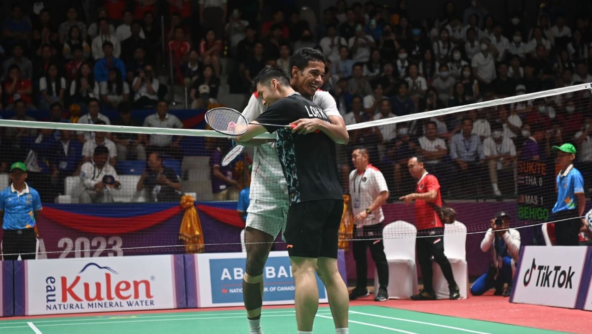 Badminton Singapores Loh Kean Yew beaten as mens team takes SEA Games joint-bronze after Indonesia loss