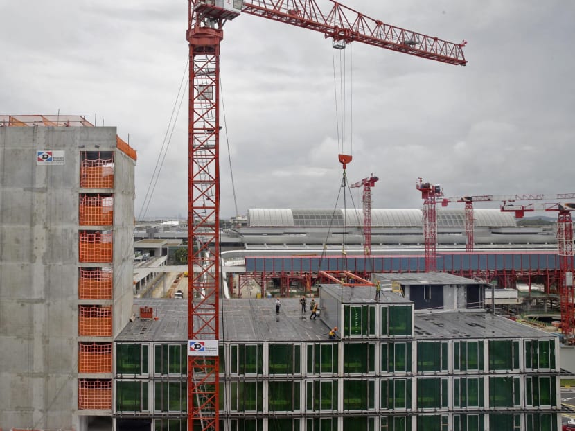 Lego-like building method to speed up Crowne Plaza Changi Airport hotel extension Lego-like building method to speed up Crowne Plaza Changi Airport hotel extension